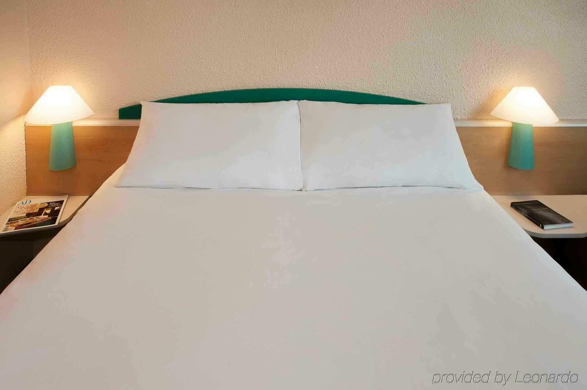 Ibis Orleans Centre Gare Hotel Buitenkant foto
